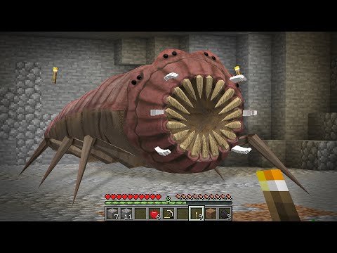 This is SPIDER WORM.EXE! Real Worm Spider in Minecraft – Coffin Meme gameplay