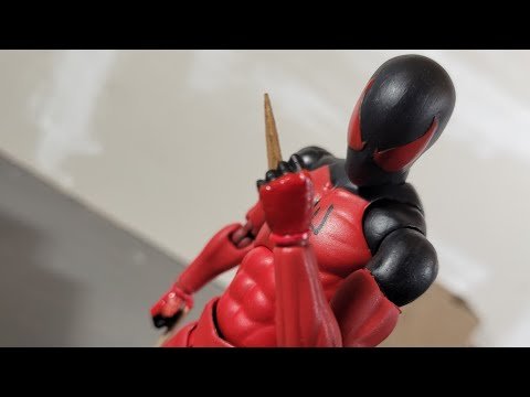 Custom Mafex Scarlet spider / Kaine Parker