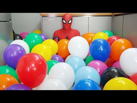 Spider Man Popping Balloons & Trick Shots!