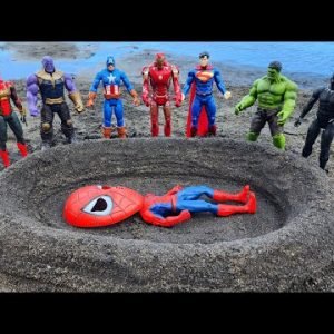 SUPERHERO AVENGERS HULK VS SPIDER-MAN, THOR VS THANOS, IRON MAN VS BLACK PANTHER