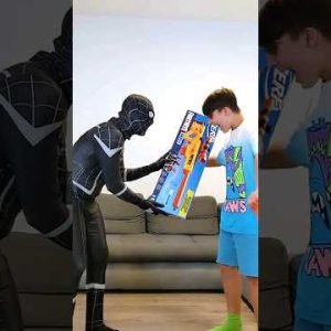 WOW BEST FRIEND π BLACK SPIDER-MAN IS MY BEST FRIEND π #shorts