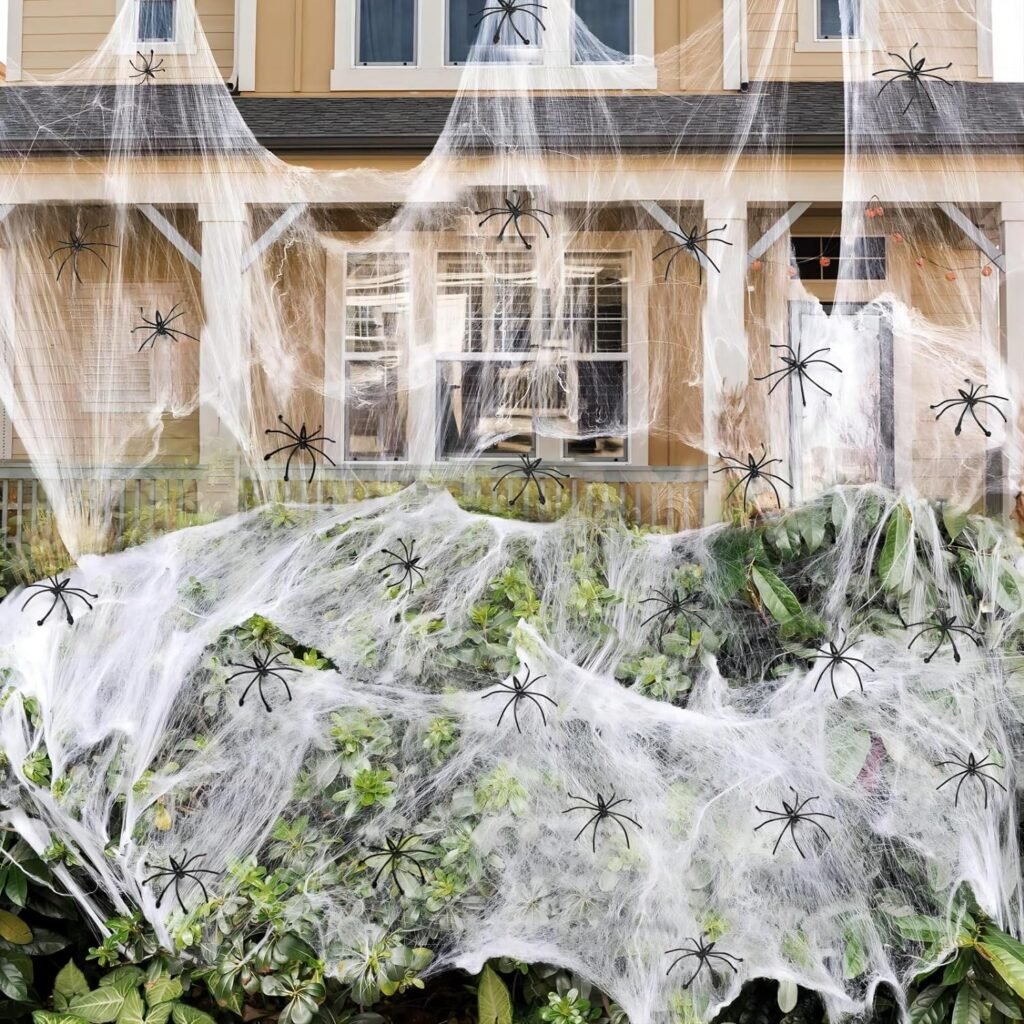 DUXAA 900 sqft Spider Webs Halloween Decorations Bonus with 30 Fake Spiders, Super Stretch Cobwebs for Halloween Indoor and Outdoor Party Supplies